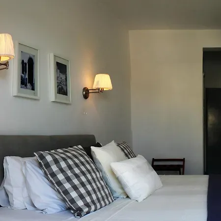 Hotel apartamentowy Nefeli Batsi