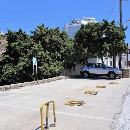 Hotel apartamentowy Nefeli