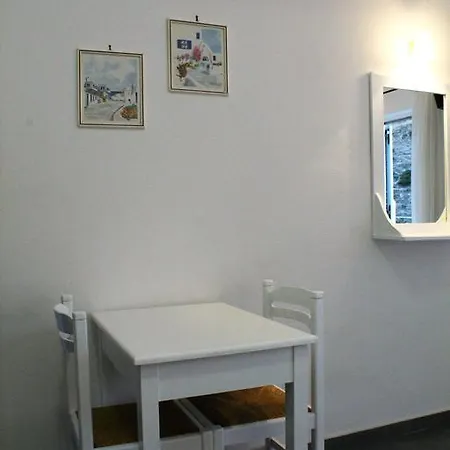 Aparthotel Nefeli 3*