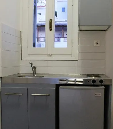 Aparthotel Nefeli Mpatsi